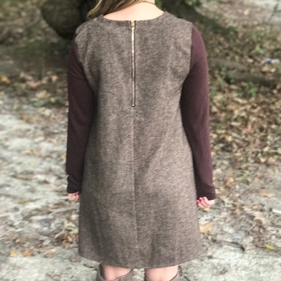 Long sleeve dress with brown sleeves - Picture 3 of 3